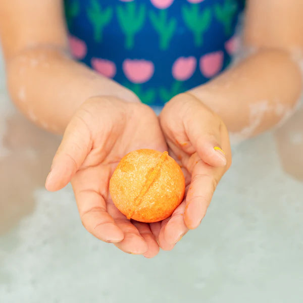 Mobi Games Inc | Little Whale Bath Fizzies | 7-Pack
