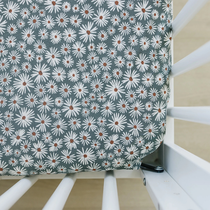 Mebie Baby | Bamboo Crib Sheet | Dark Green Daisy