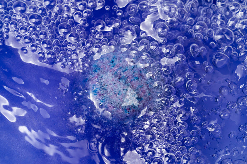 Möbi Games Inc. | Little Whale Bath Co. Single Bath Fizzy