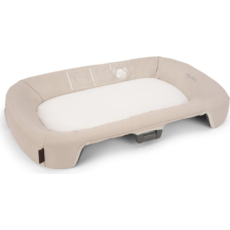 Nuna SENA Aire Playard with Zip-Off Bassinet + Changer