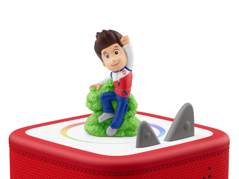 Ryder Tonie on a red Toniebox next to the gray ears, close-up