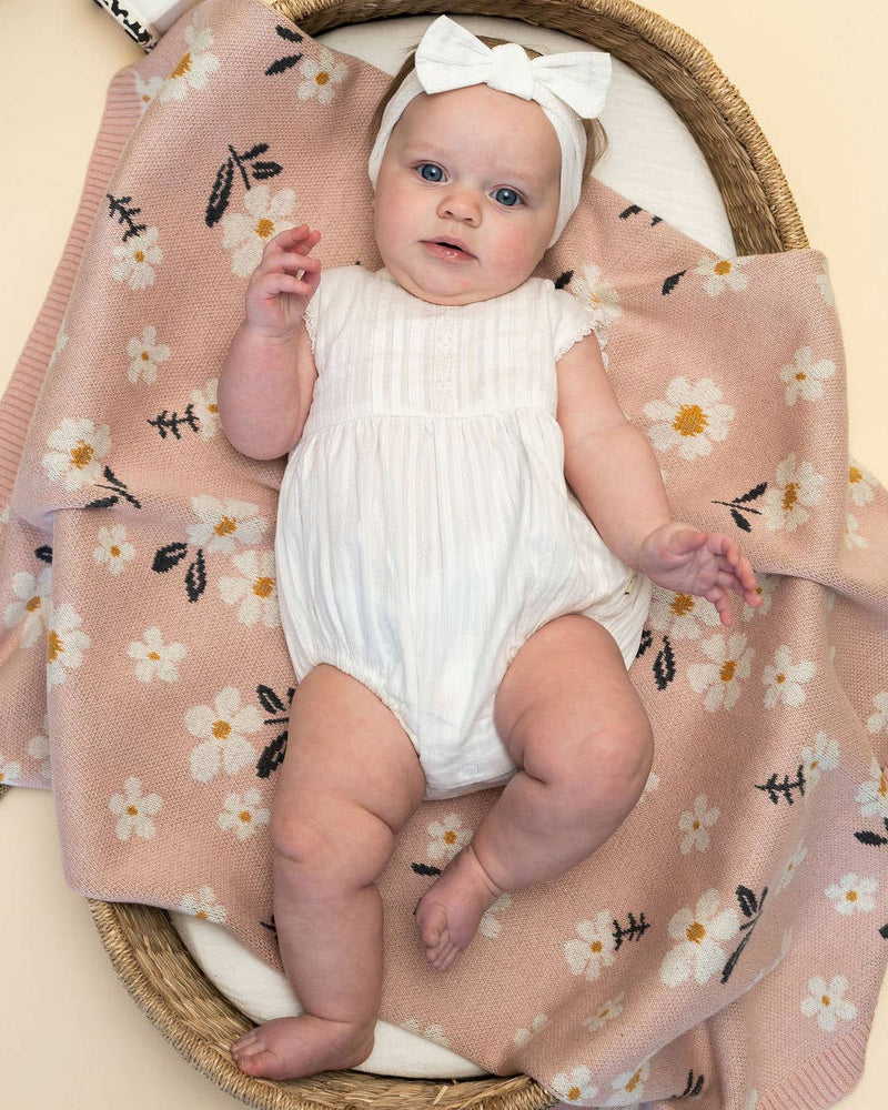Viverano Organics | Organic Jacquard Sweater Knit Baby Blanket | Daisy Floral
