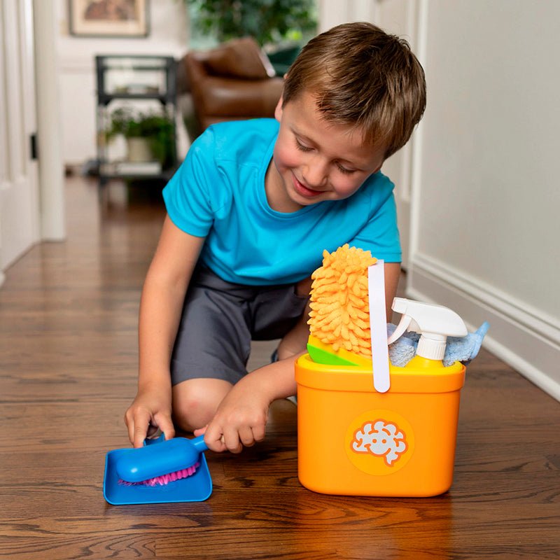 Fat Brain | Pretendables | Cleaning Set
