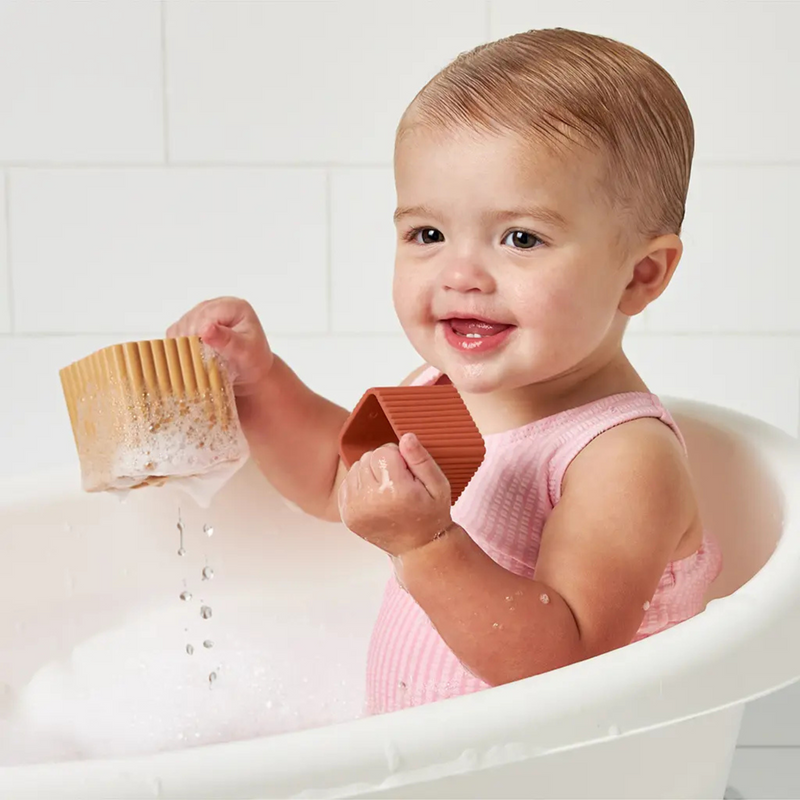 Itzy Ritzy | Sprinkle Bathtime Nesting Cups