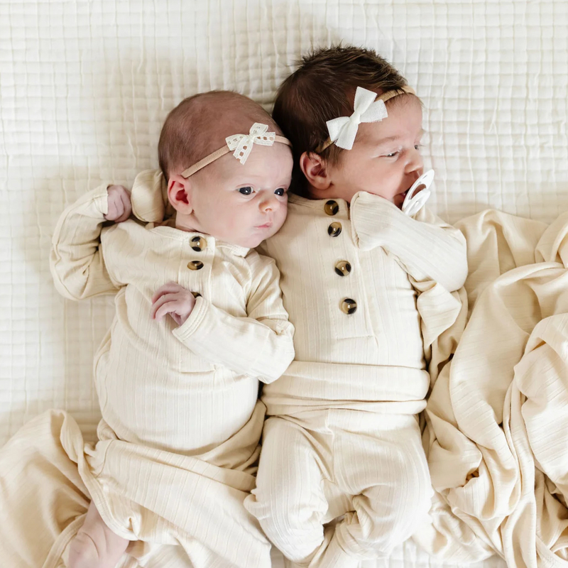 Lou Lou & Co. | Ribbed Top + Bottoms Newborn Set | Quinn