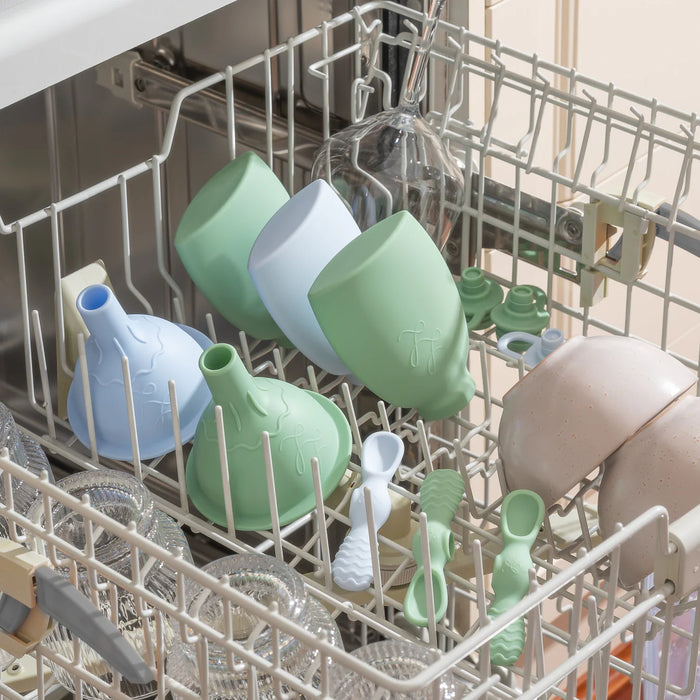 assorted lowcountry littles funnels in dishwasher top rack