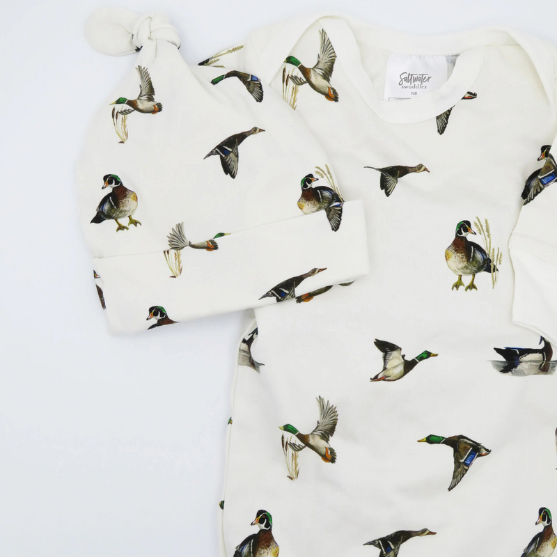 Saltwater Swaddles | Newborn Outfit + Hat | Diving Ducks